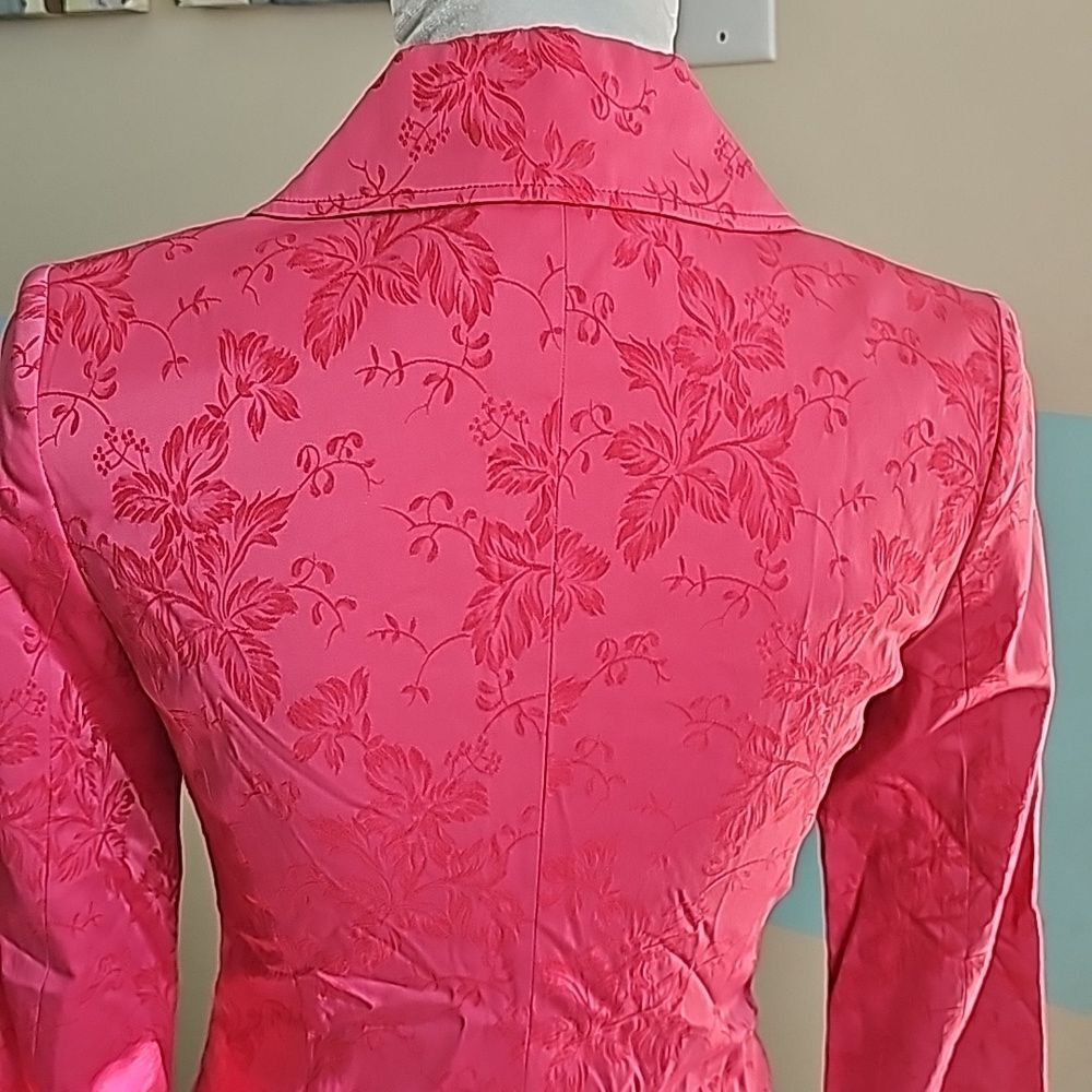 Guess collection hot pink silk like fitted jacket size 2 - Picture 6 of 13